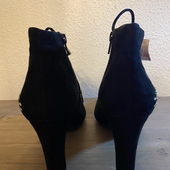 Aerosoles black suede ankle boots size 9 - Picture 3 of 6